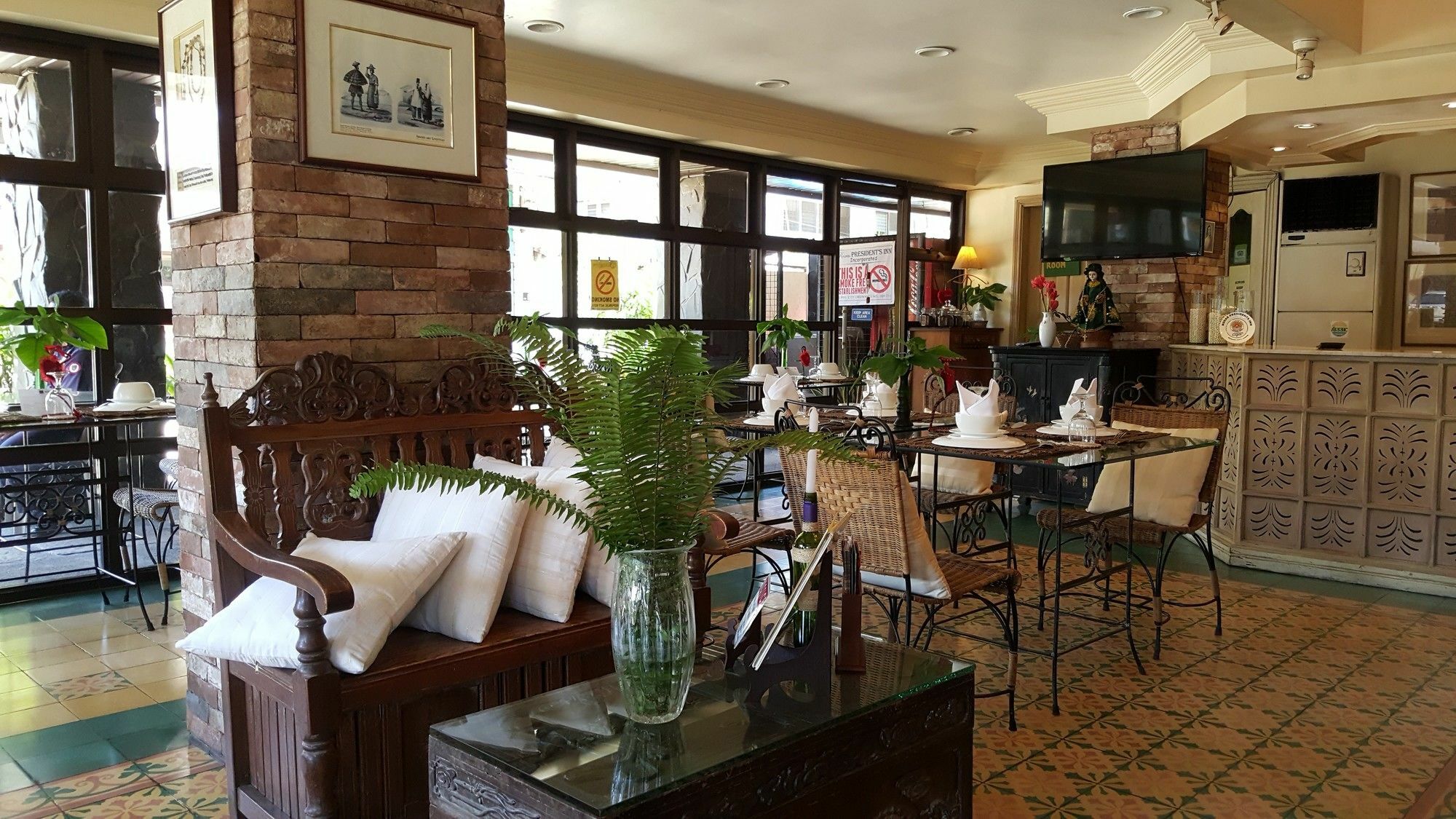 Roxas President'S Inn Extérieur photo